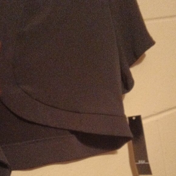 R&K Black Women's Shrug - Picture 5 of 9